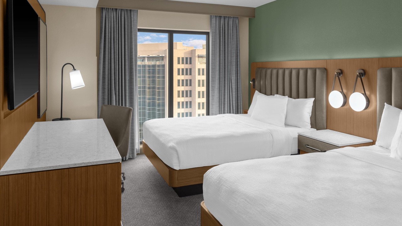 Photo of Bedroom in Main - Military Plaza
