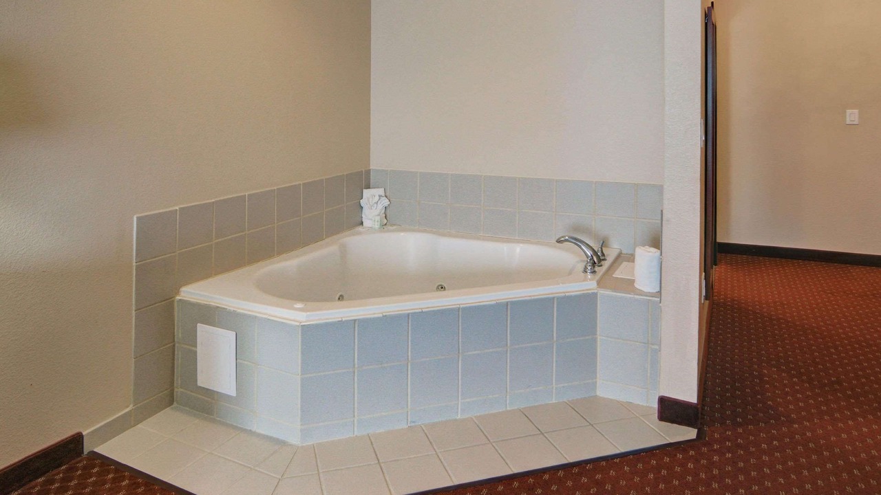 Photo of Bedroom in Mabank