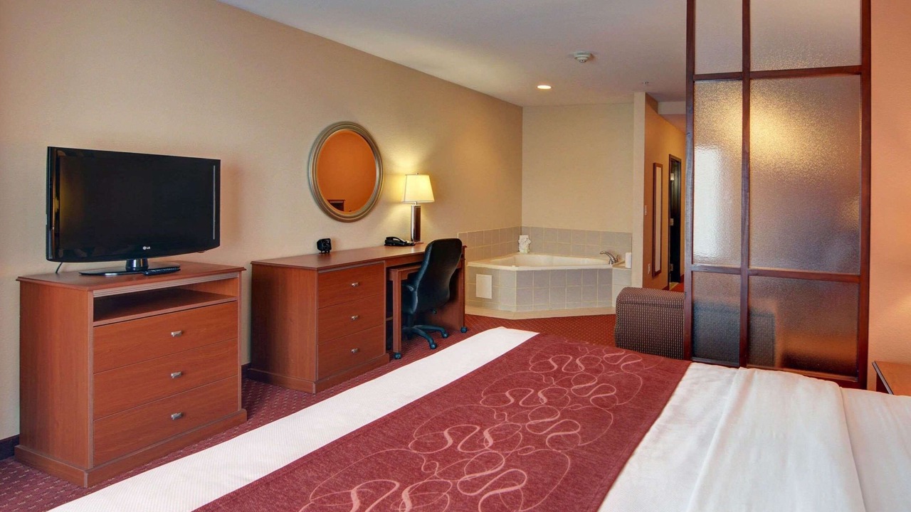 Photo of Bedroom in Mabank