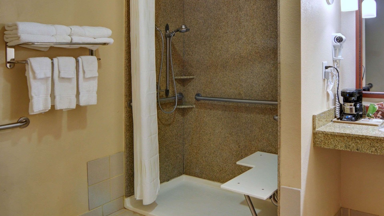 Photo of Bathroom in Mabank