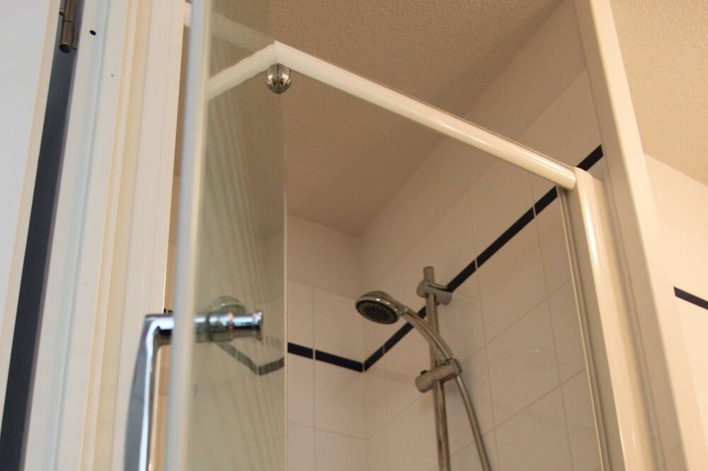 Photo of Bathroom in Idron