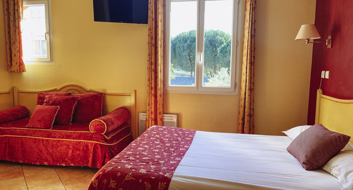 Photo of Bedroom in Bouc-Bel-Air