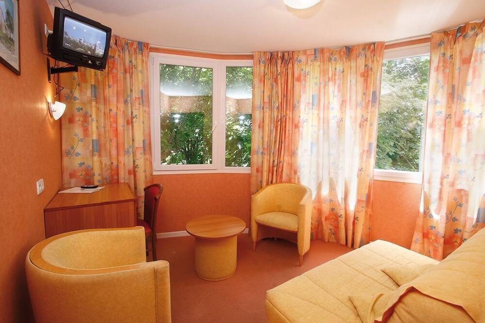 Photo of Livingroom in Sainte-Colombe