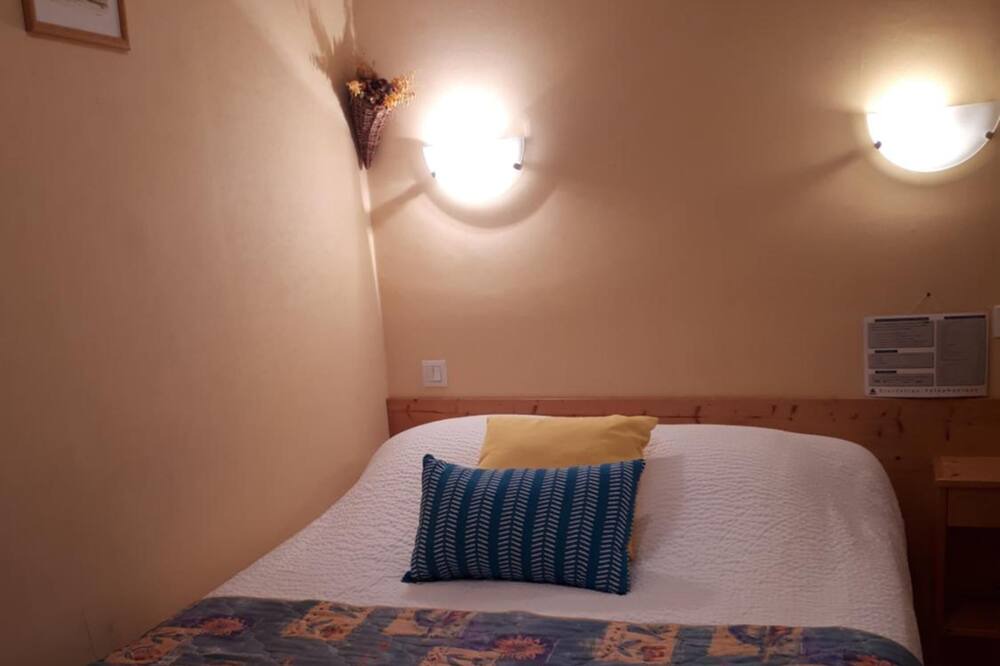 Photo of Bedroom in Sainte-Colombe