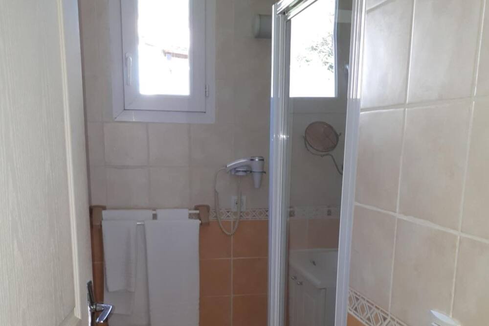 Photo of Bathroom in Sainte-Colombe