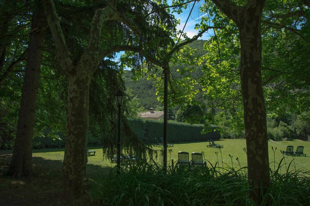 Photo of Outdoor in Sainte-Colombe