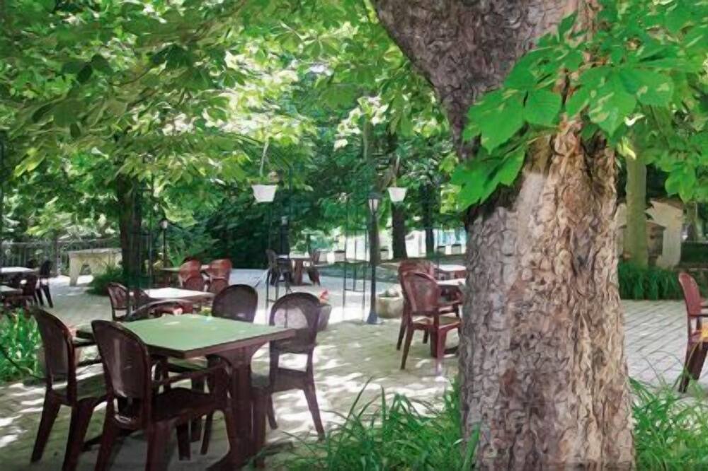 Photo of Patio Balcony in Sainte-Colombe