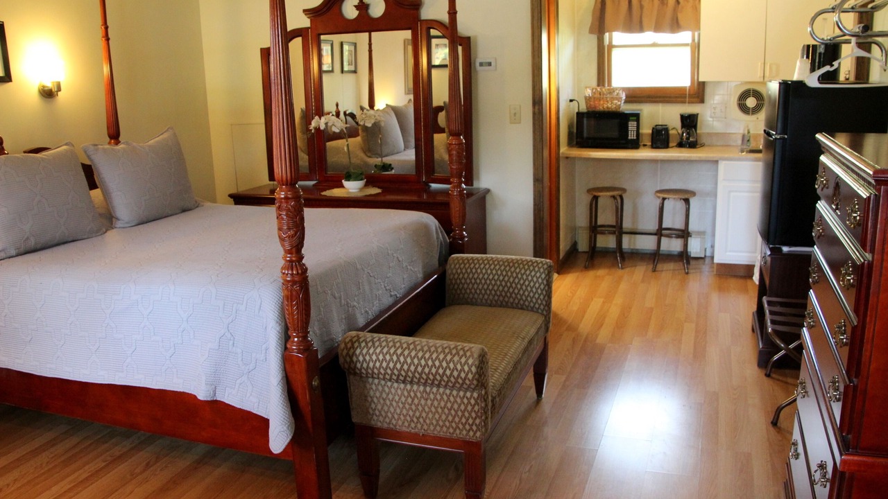 Photo of Bedroom in Town of Scriba