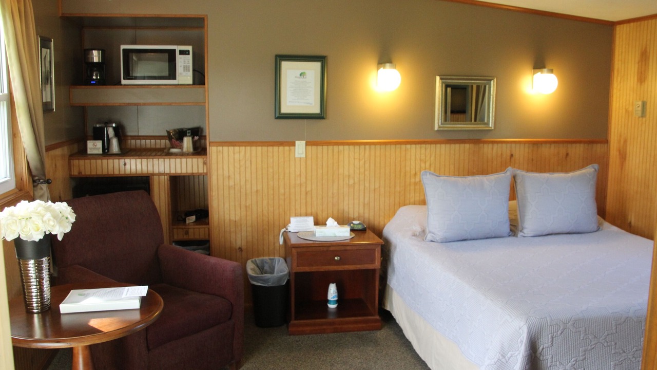 Photo of Bedroom in Town of Scriba