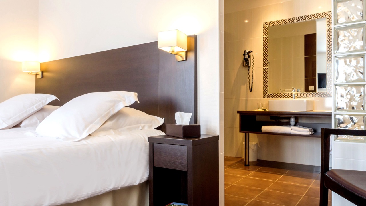 Photo of Bedroom in Julienas