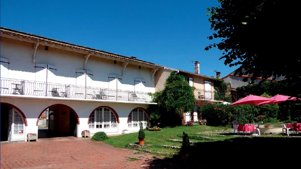 Photo of Outdoor in Noe