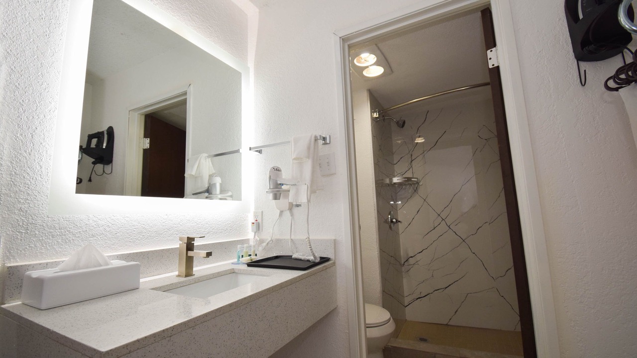 Photo of Bathroom in Sulphur Springs