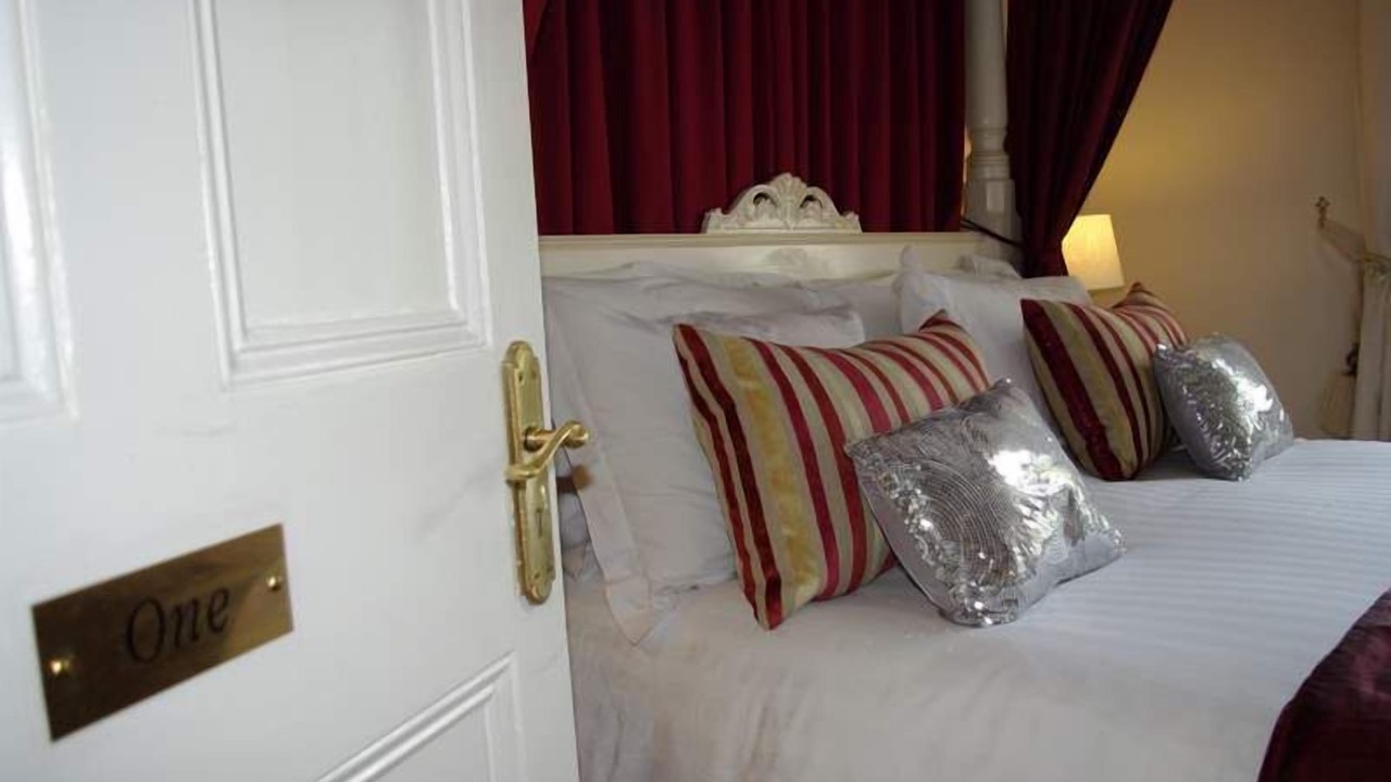 Photo of Bedroom in Bath