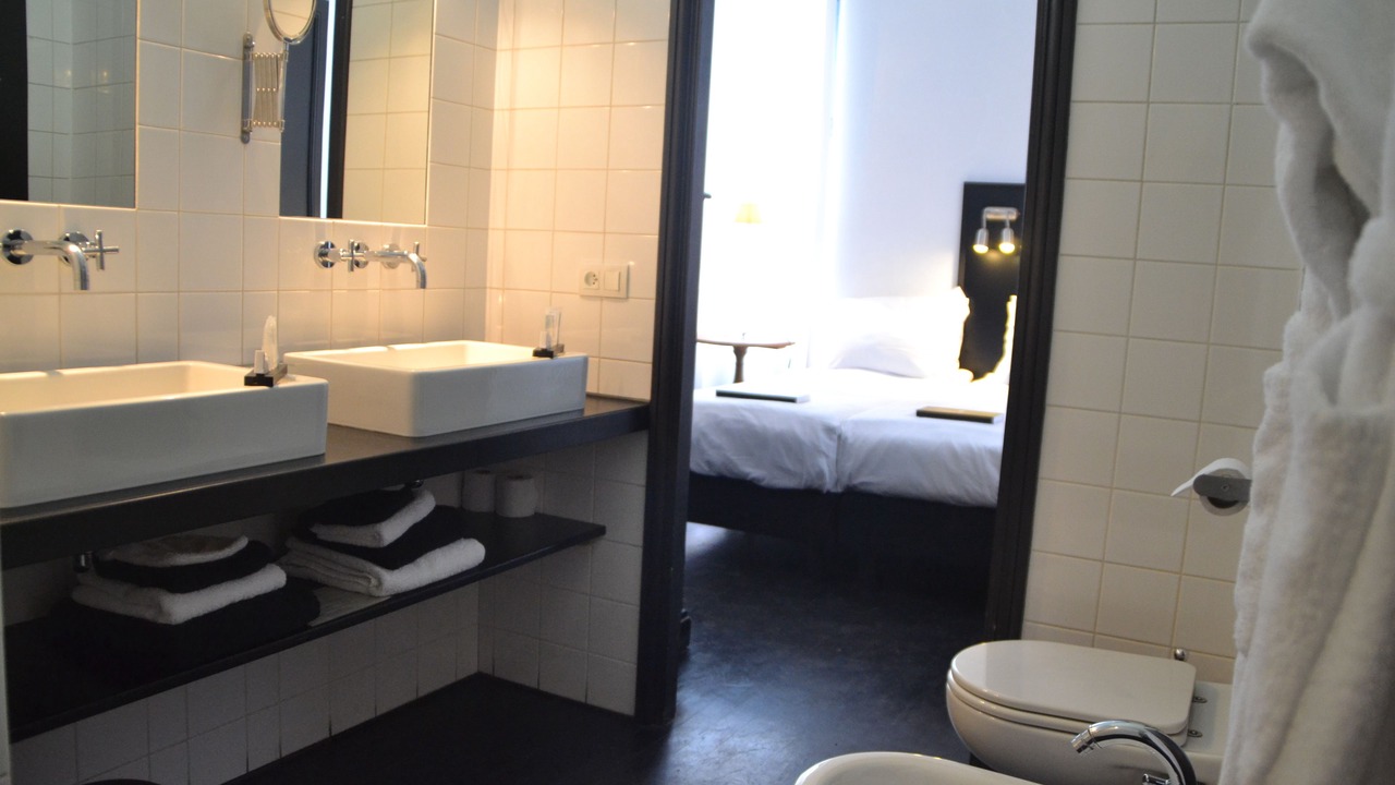 Photo of Bathroom in Mouleydier