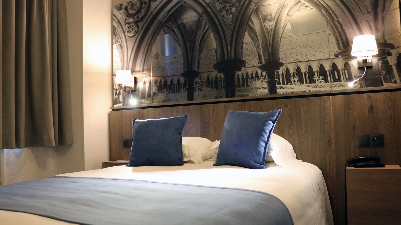 Photo of Bedroom in Le Mont-Saint-Michel