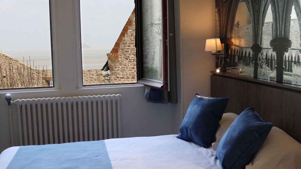 Photo of Bedroom in Le Mont-Saint-Michel