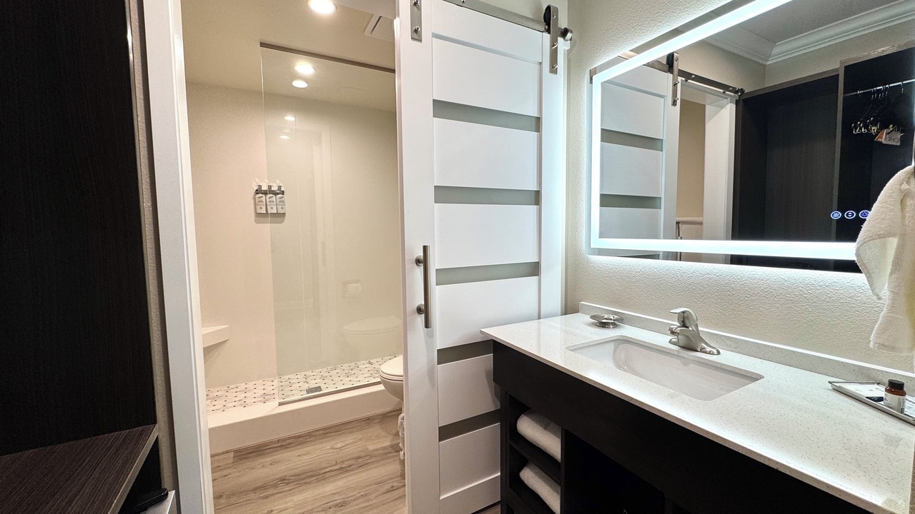 Photo of Bathroom in Lake Elsinore