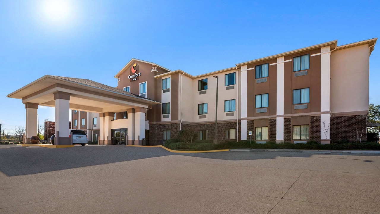 Photo of Outdoor in Kenner - Louis Armstrong International Airport