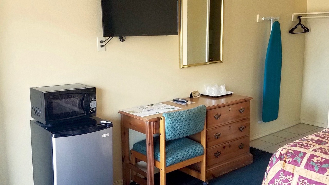 Photo of Bedroom in West Eugene