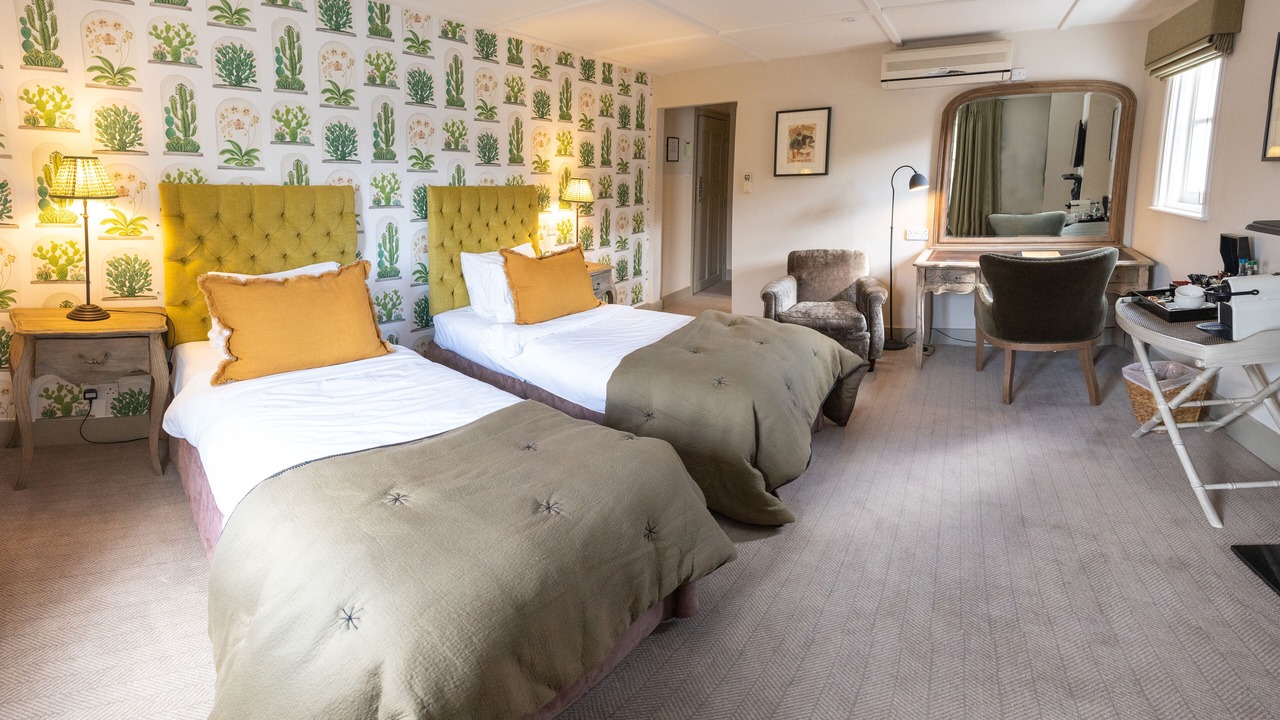 Photo of Others in Chiddingfold