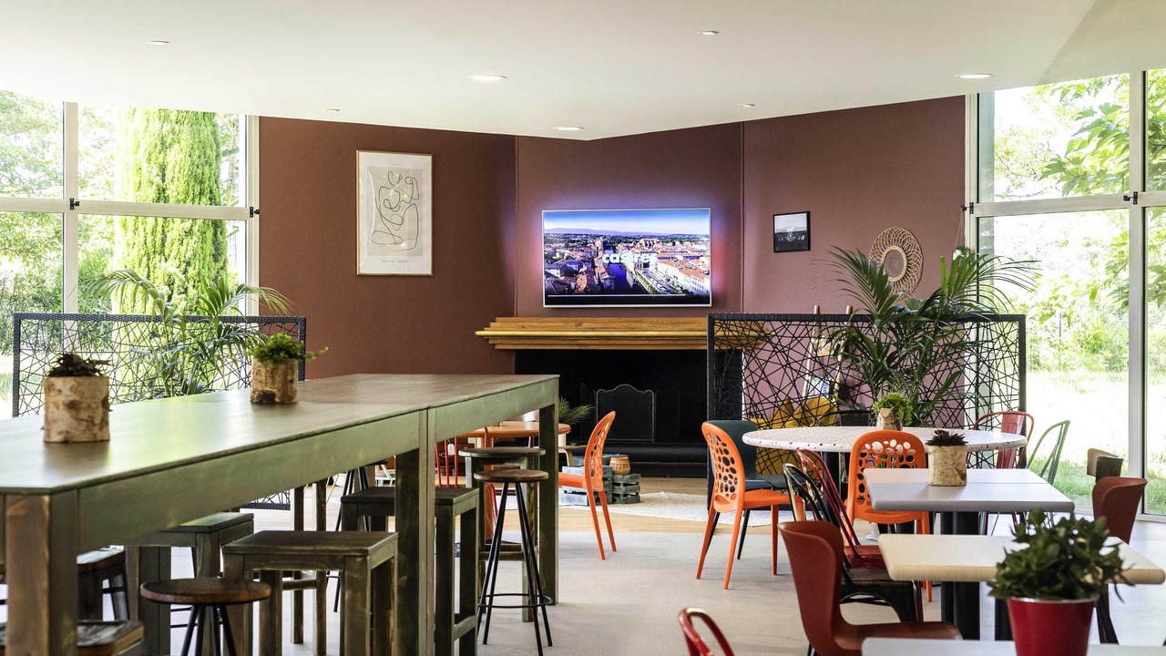 Photo of Others in Saix