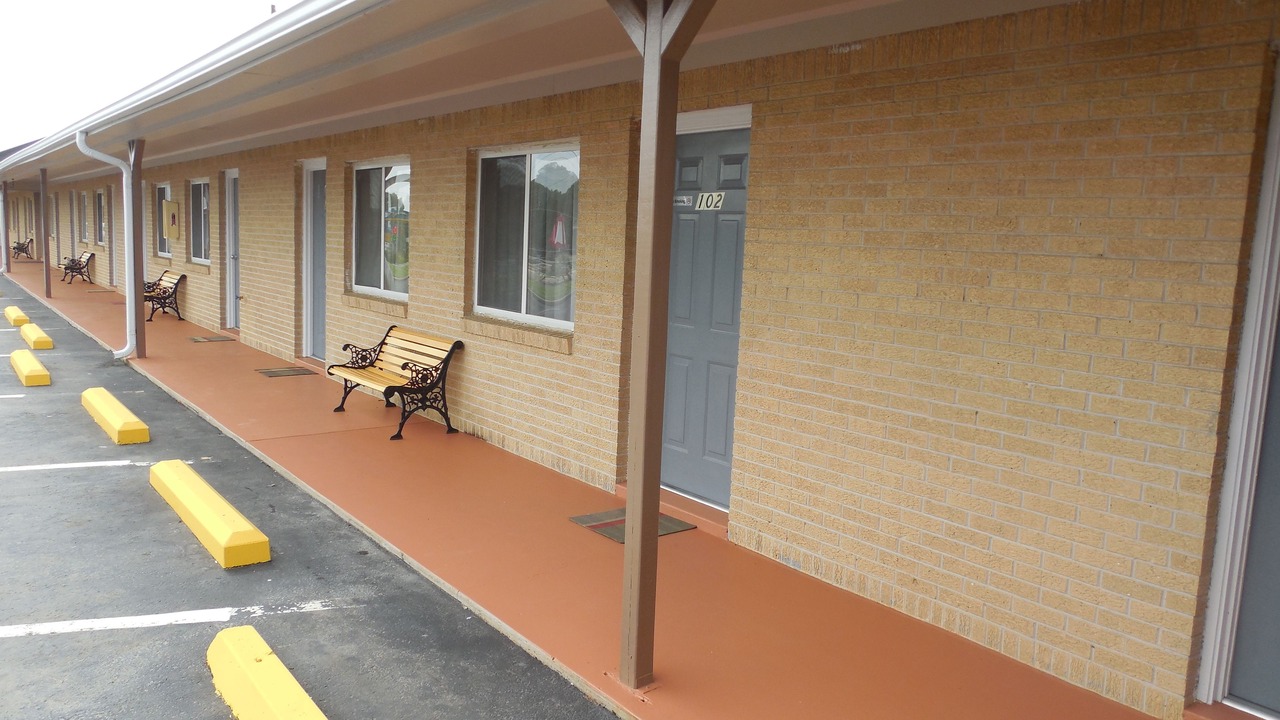 Photo of Outdoor in Crump