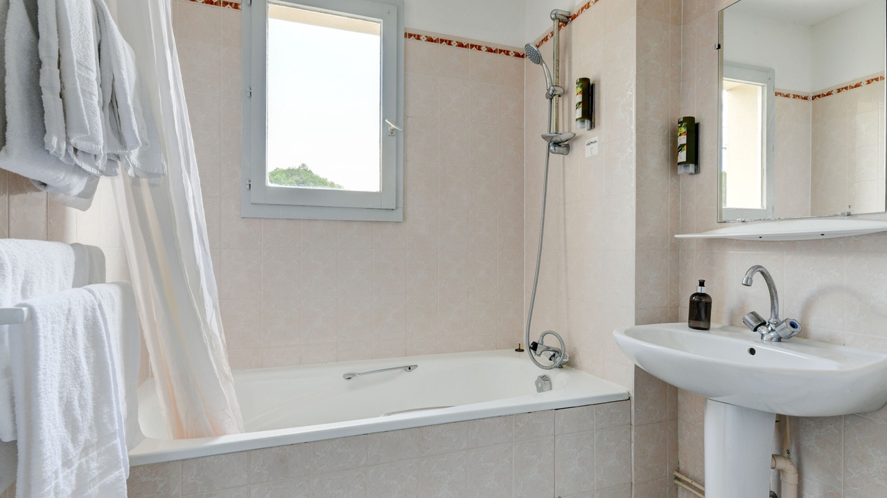 Photo of Bathroom in Montory