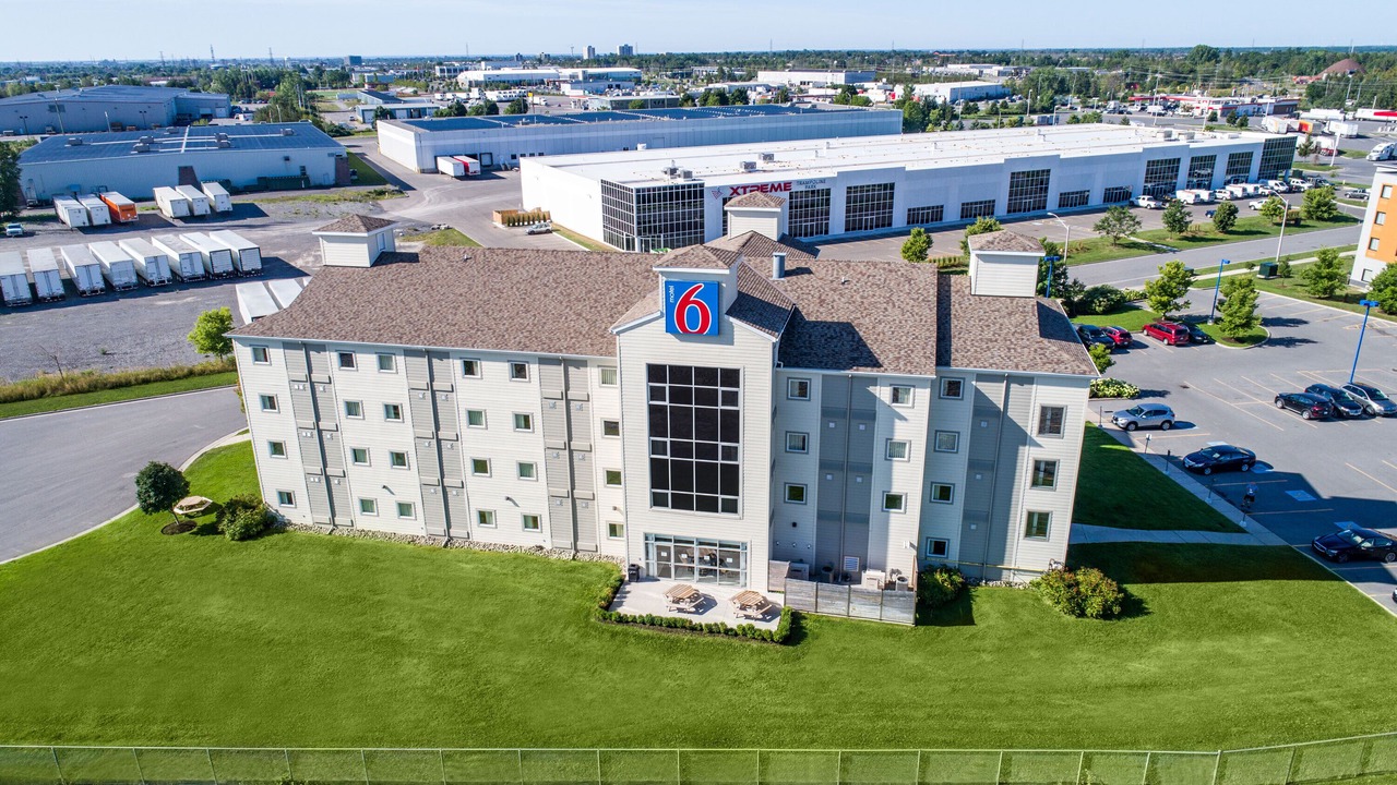 Photo of Outdoor in Kingston