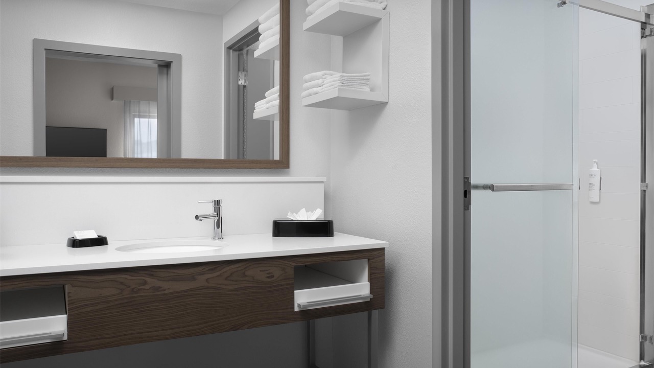 Photo of Bathroom in Laurel