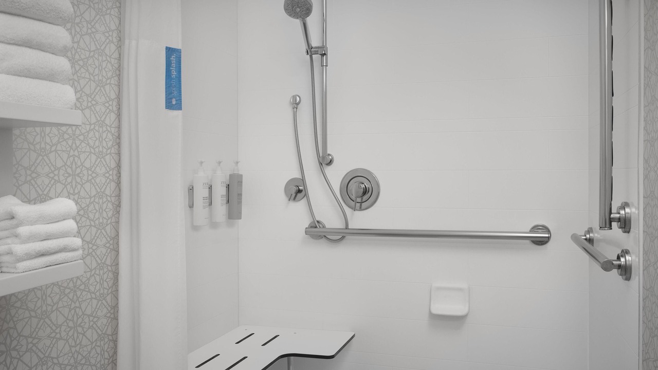 Photo of Bathroom in Laurel