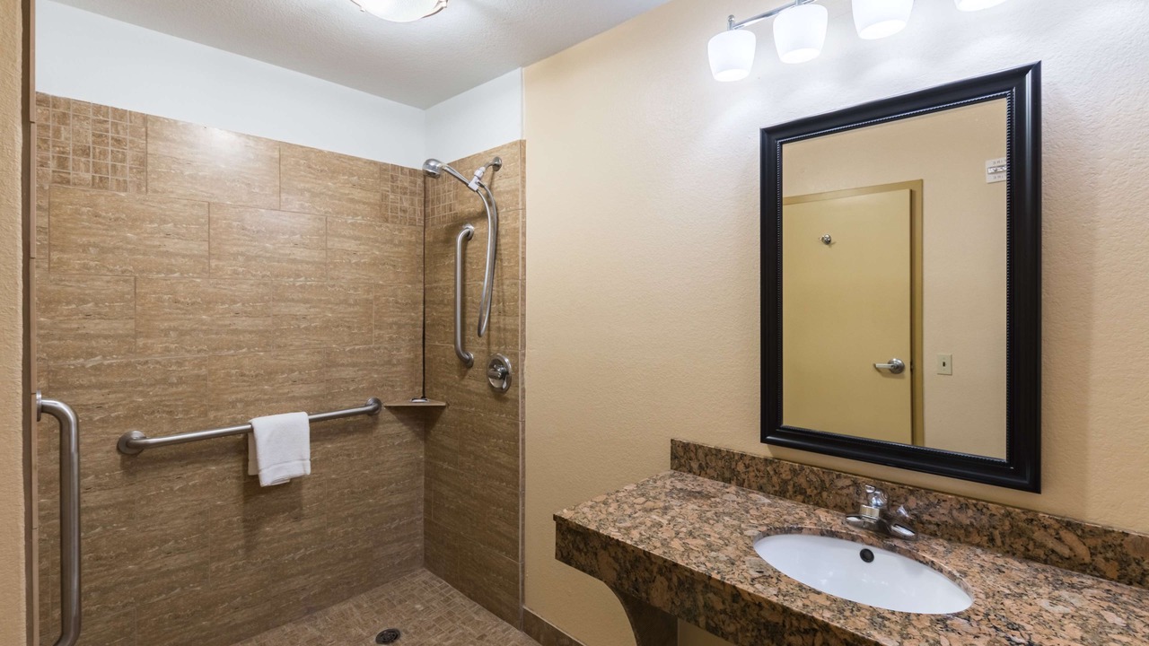 Photo of Bathroom in Joshua