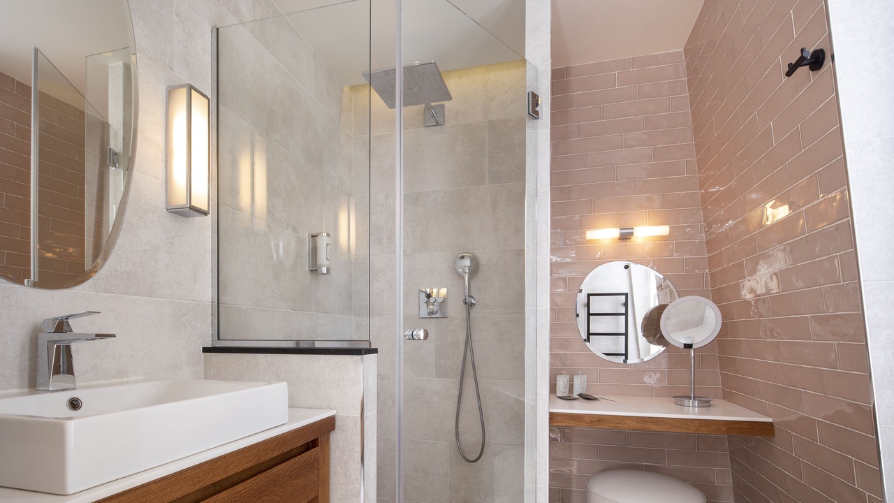 Photo of Bathroom in 8th Arrondissement