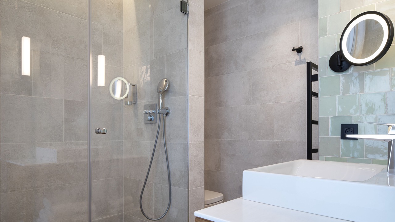 Photo of Bathroom in 8th Arrondissement