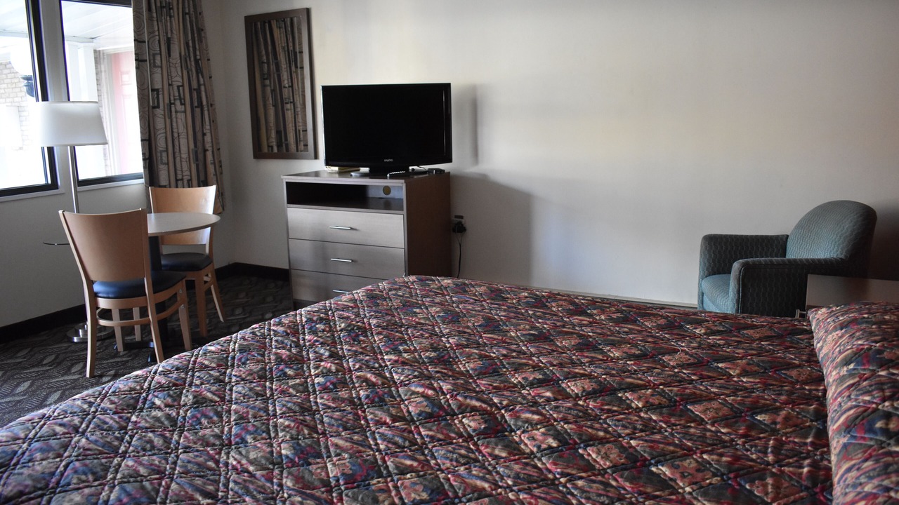 Photo of Bedroom in Pleasant Hills