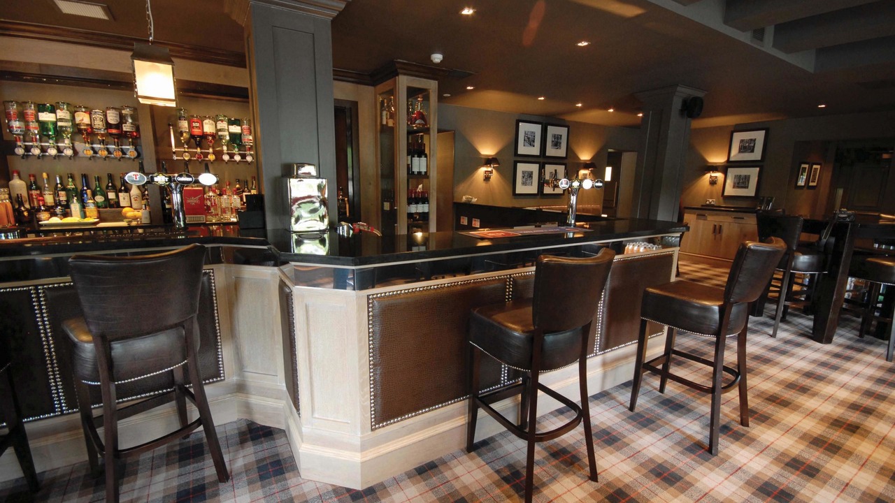 Photo of Others in Eaglesham