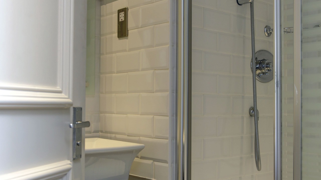 Photo of Others in Eaglesham