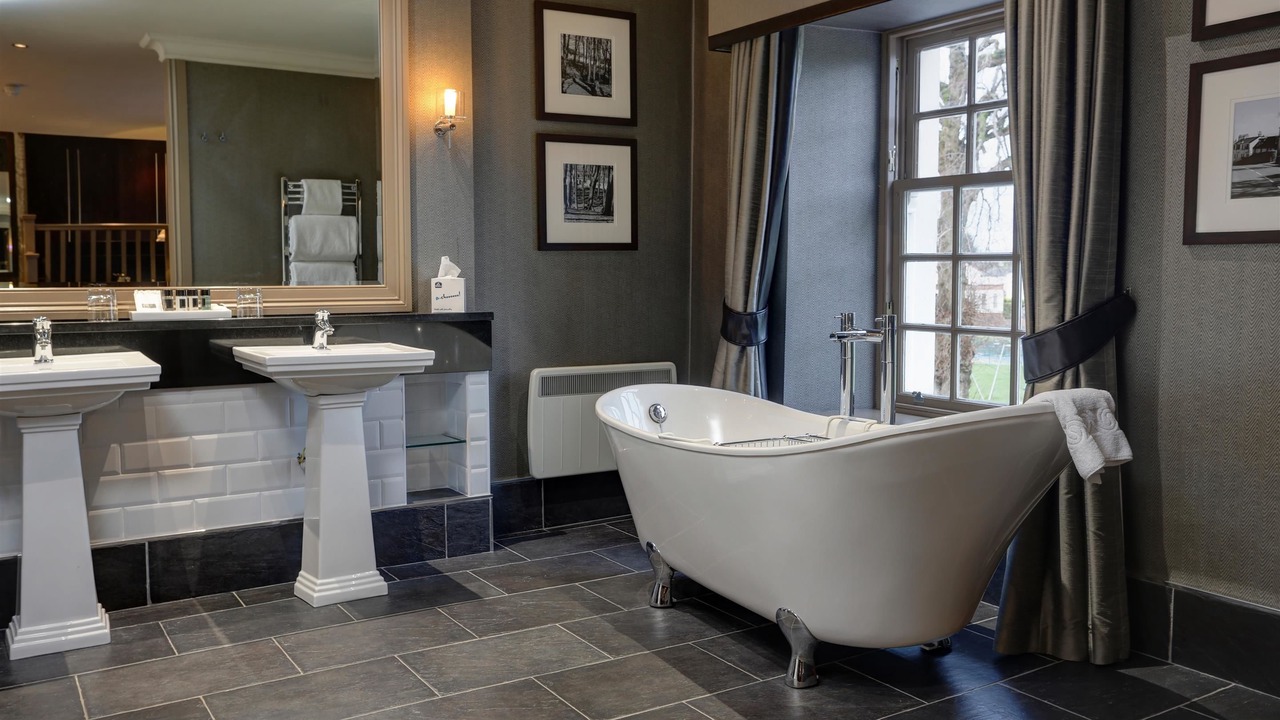 Photo of Others in Eaglesham