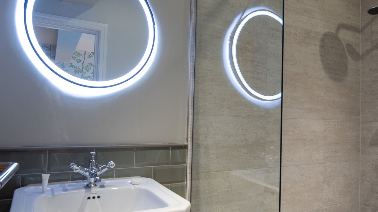 Photo of Bathroom in Mellor