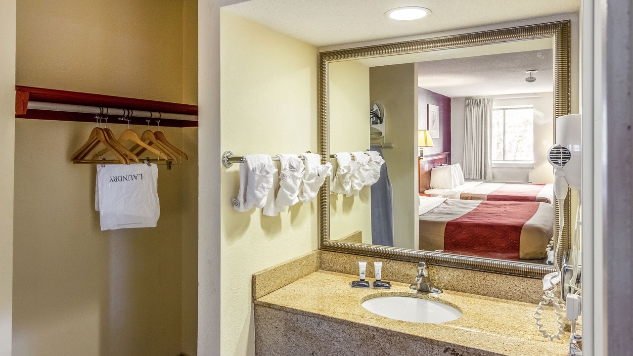 Photo of Bathroom in Norwalk