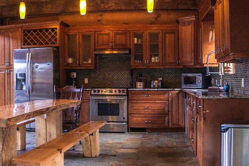 Photo of Kitchen in Wentworth-Nord