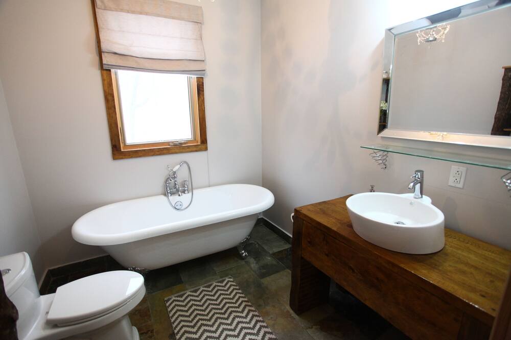 Photo of Bathroom in Wentworth-Nord