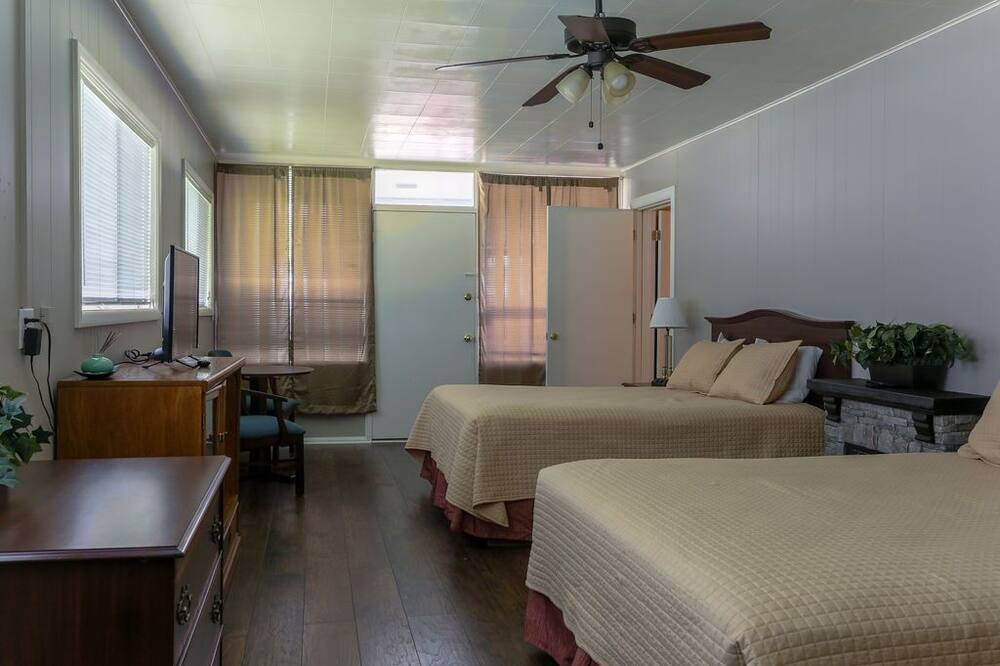 Photo of Bedroom in Indian Point