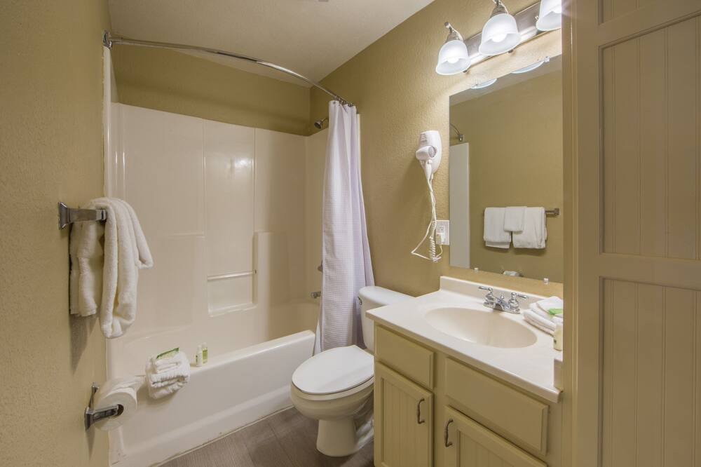 Photo of Bathroom in Galveston