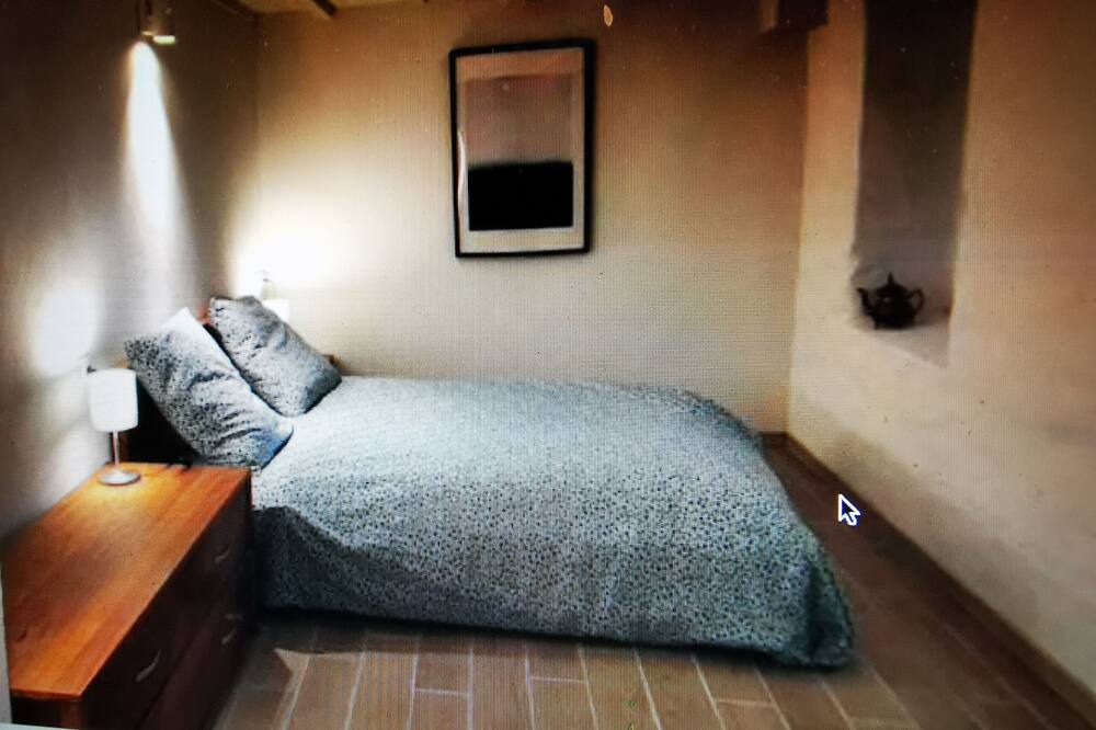 Photo of Bedroom in Saint-Gonlay