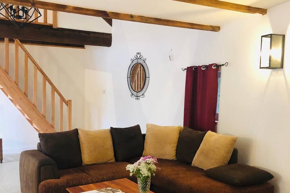 Photo of Livingroom in Gavray