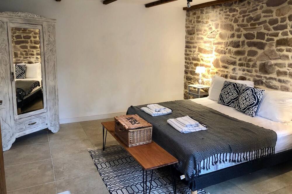 Photo of Bedroom in Gavray