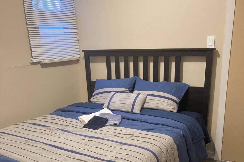 Photo of Bedroom in Lagoon City