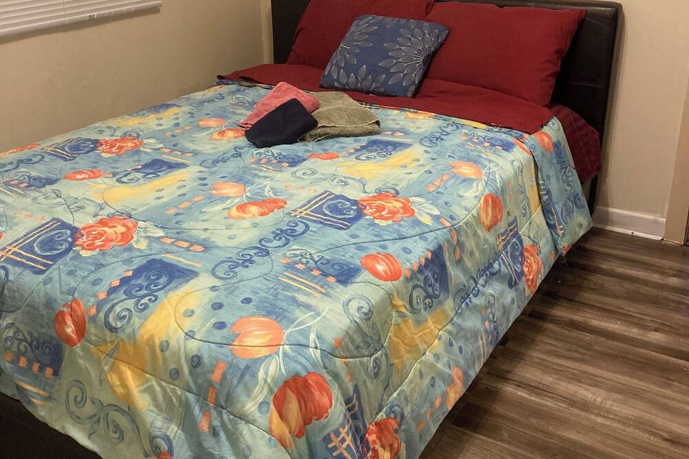 Photo of Bedroom in Lagoon City
