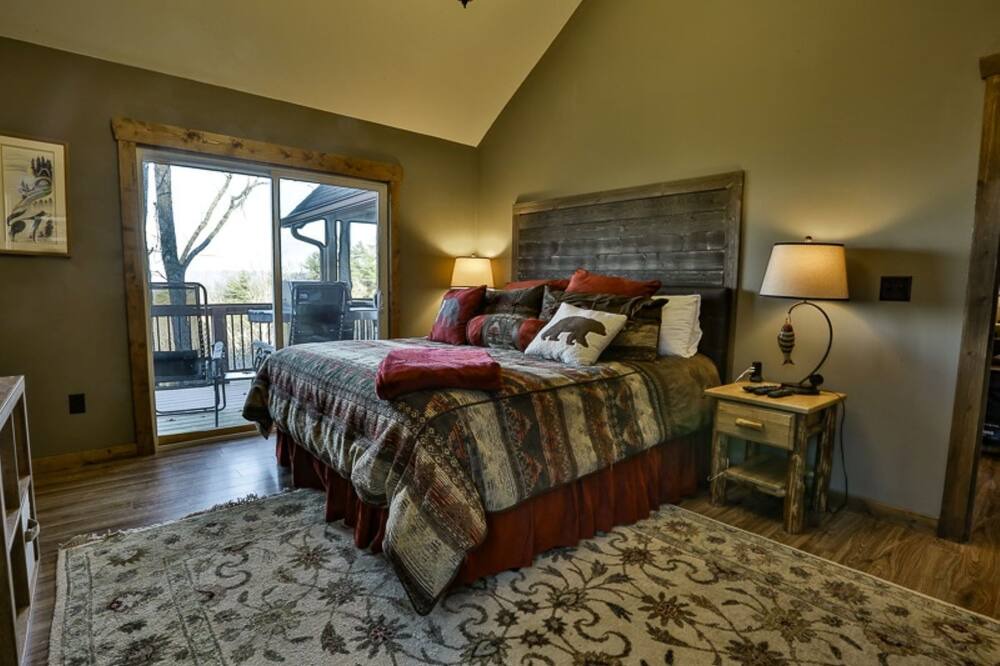 Photo of Others in Chatsworth