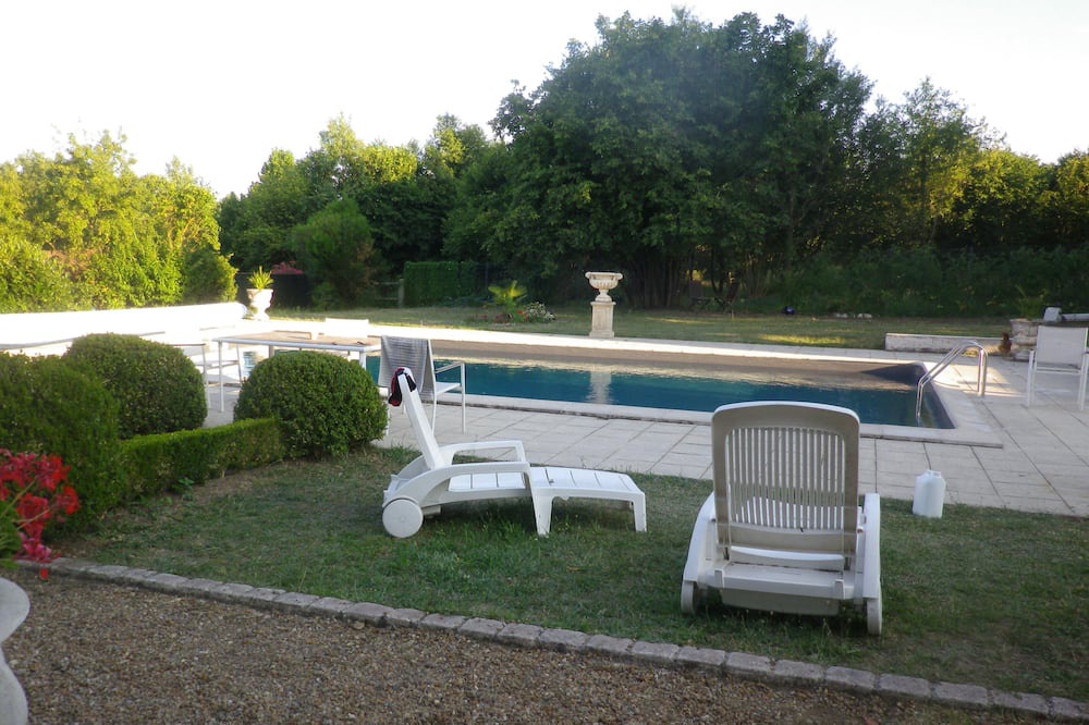 Photo of Outdoor in Blere